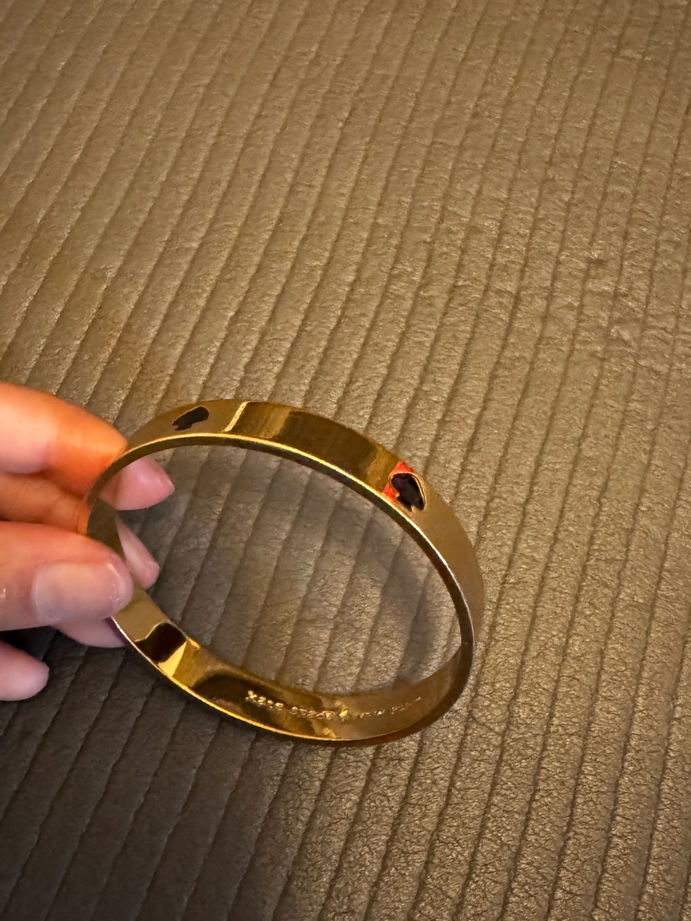 kate spade Gold-tone Clover Cutout Bangle with Black Inlay - Picture 5 of 6
